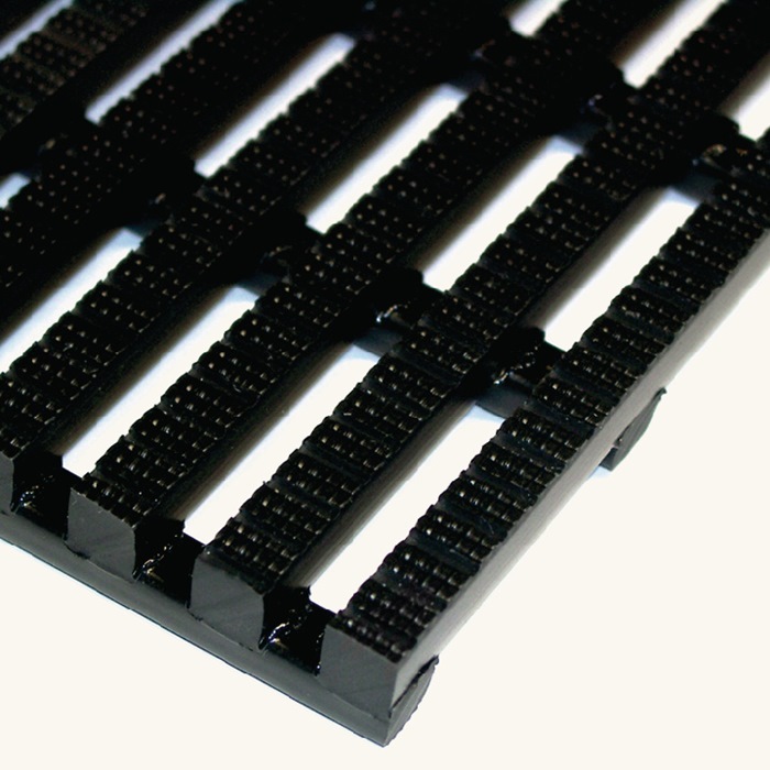 Industriematte Zuschnitt B600xS15mm grob gefräst schwarz PVC